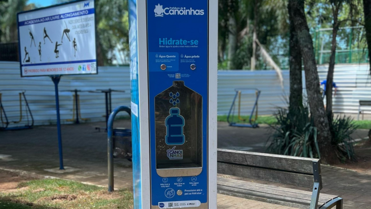 Prefeitura de Canoinhas instala totem de água quente e fria na Praça Lauro Müller