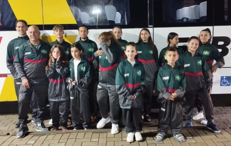Associação Conjopan / FMD de Karatê brilha na XXVIII Taça Santa Catarina e conquista 12 medalhas