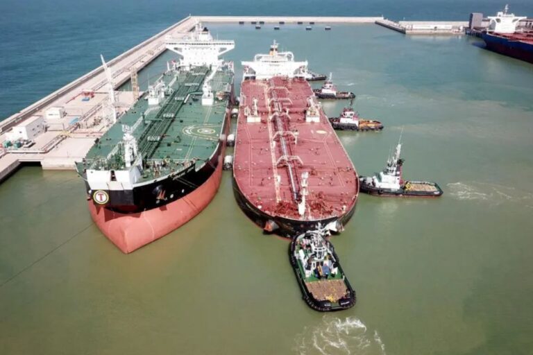 China avança sobre os portos do Brasil: estatal acerta compra de 70% do Porto de Açu, terminal que exporta 30% do nosso petróleo e acende alerta