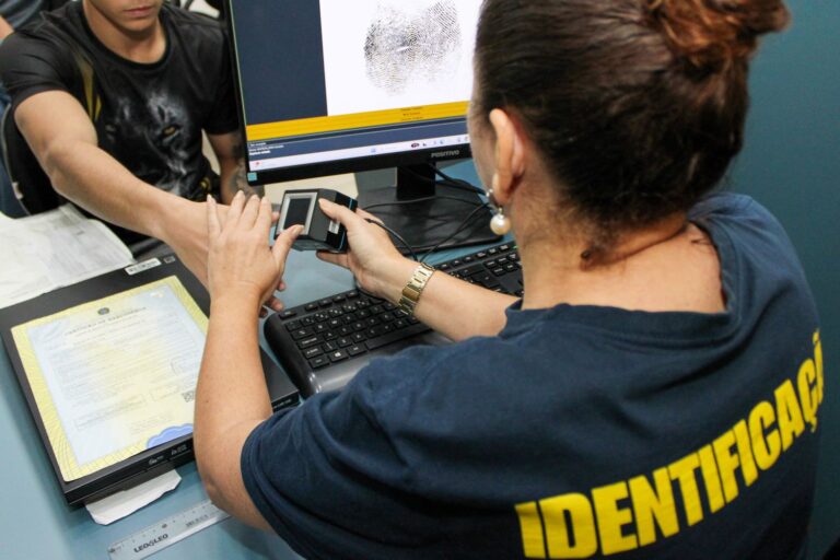 Polícia Científica projeta melhorias na emissão da Carteira de Identidade Nacional