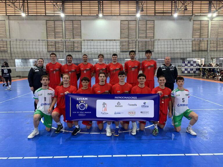 Voleibol Masculino de São Bento do Sul venceu as 03 em Joinville