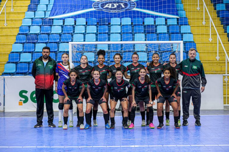 De forma inédita, Futsal Feminino Sub 17 de São Bento está na fase final do