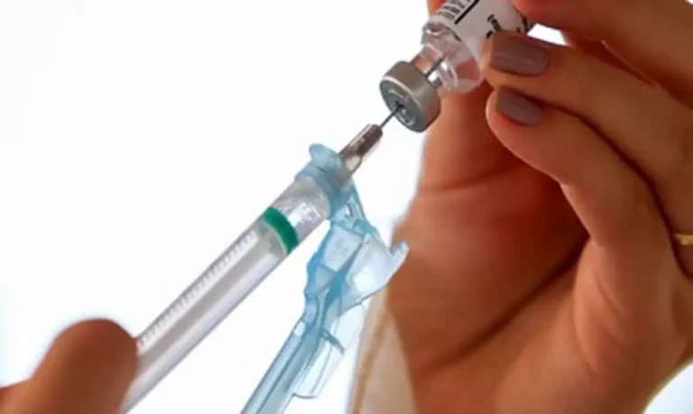 Saúde  Brasil apresenta planos à coalizão global para vacinas e medicamentos