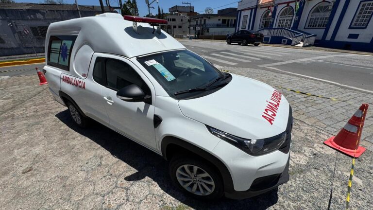 Nova ambulância de remoção simples amplia segurança e atendimento à população 