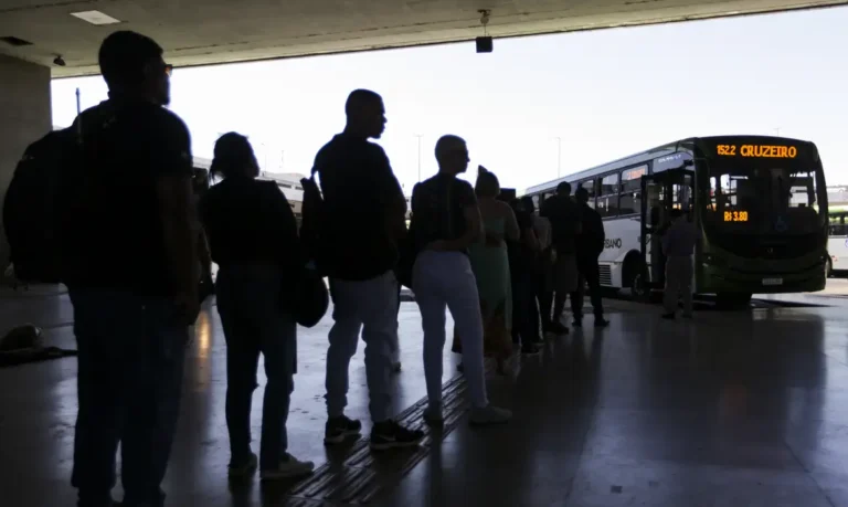 Estudo defende substituir vale-transporte por tarifa zero universal