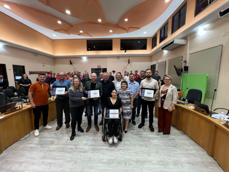 Cinco destaques no esporte são homenageados na Câmara