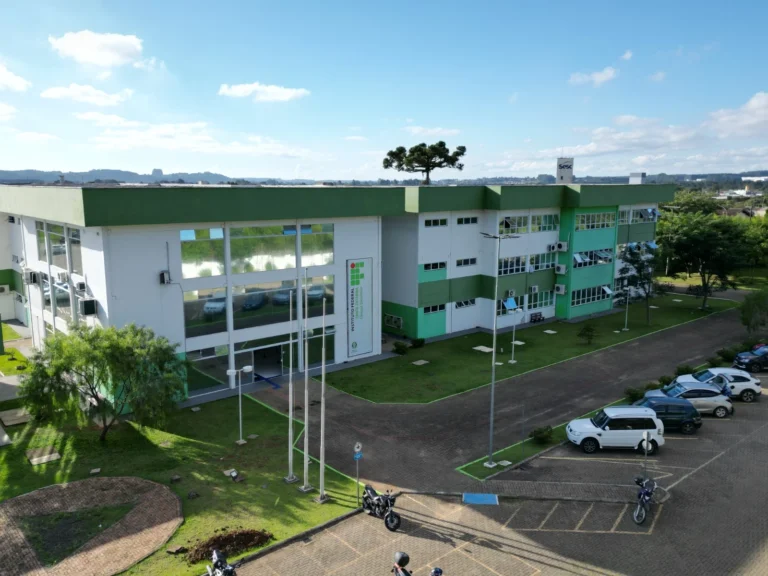IFSC abre seleção de monitores para o Programa Partiu IF em 2026
