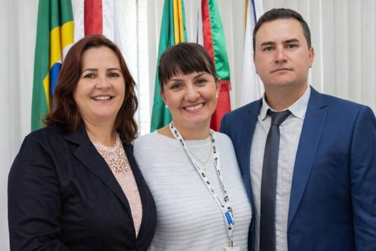 Férias de prefeita de Major Vieira geram disputa entre vice e Câmara