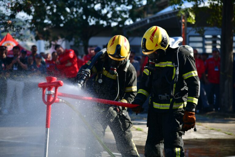 Nova norma do CBMSC regulamenta recarga de veículos elétricos em SC
