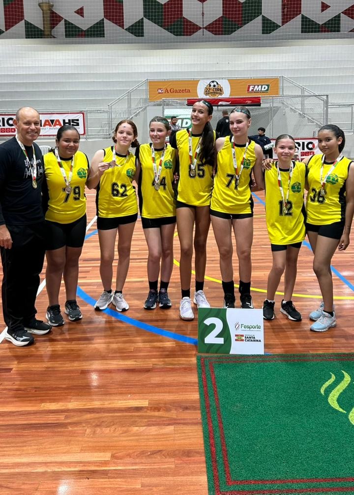 Baselisse C. R. Virmond vence fase Microrregional dos Jesc e vai representar São Bento do Sul nos Regionais de Basquetebol