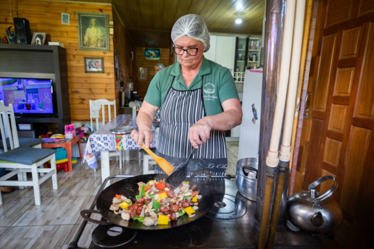 Leis estaduais sobre o pinhão impulsionam renda e reforçam tradição cultural em SC