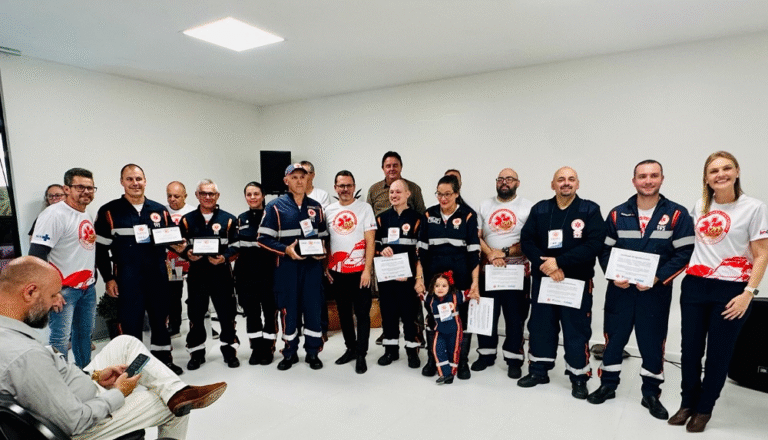 Seminário e solenidade marcam os 20 anos do SAMU Indaial e lançamento de protocolo inédito no Brasil