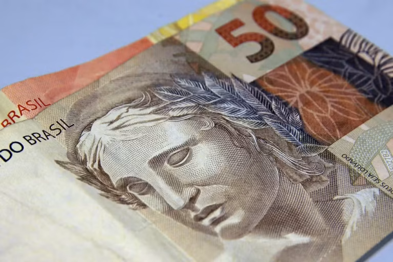 Restituição do imposto de renda em SC paga R$ 695 milhões em 30 de junho