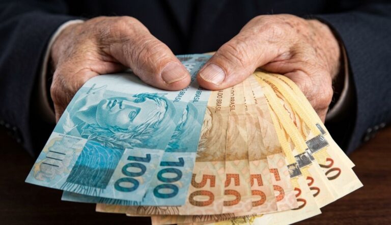 Bancos são obrigados a devolver parcelas do empréstimo consignado do INSS após nova decisão do STJ