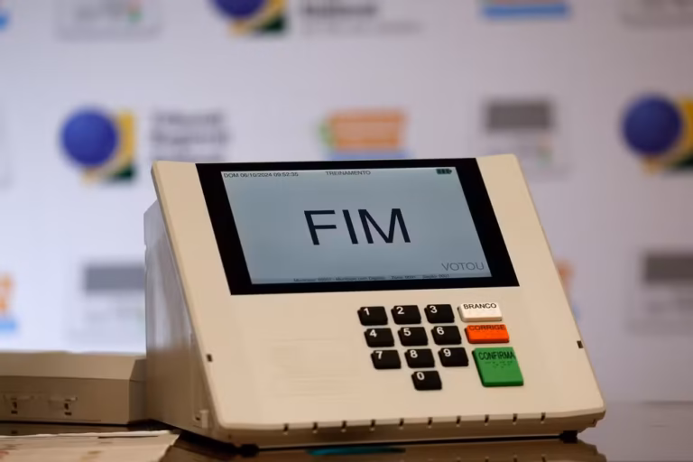 Eleitorado maior e predominância feminina: SC tem 5,7 milhões de eleitores em 2026