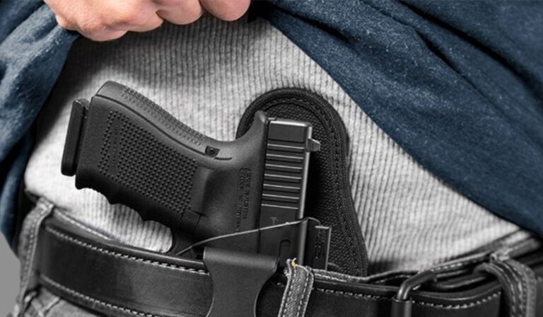 Câmara aprova porte de arma para mais de 10 profissões: lista inclui advogados, fiscais, agentes de trânsito, defensores e outras 5 carreiras